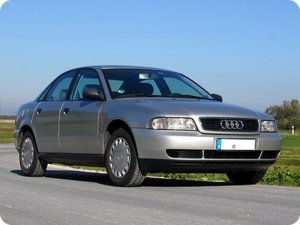 Front der Audi A4 (B5) 1.6 Limousine (1995)